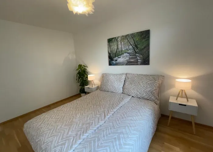 55 M2 Stylish With Balcony & Parking Apartment
