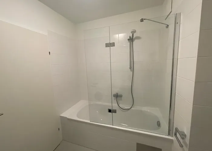 Apartment 55 M2 Stylish With Balcony & Parking Vienna