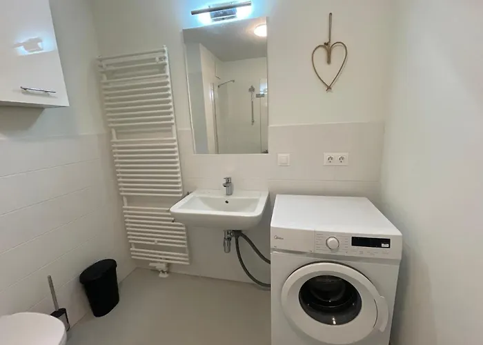 55 M2 Stylish With Balcony & Parking Apartment